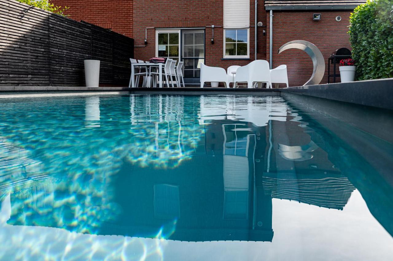 Chez Sabine Et Eric Maison Pour 6 Personnes Avec Piscine Chauffee Andenne Экстерьер фото